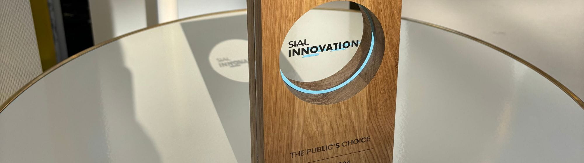 Trophée du Choix du Public SIAL Innovation 2024, récompensant les produits les plus populaires du salon.